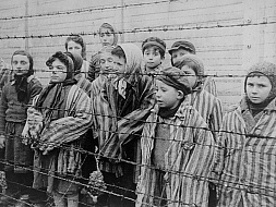 11 апреля-Международный день освобождения узников фашистких концлагерей 11 апреля-Международный день освобождения узников фашистких концлагерей